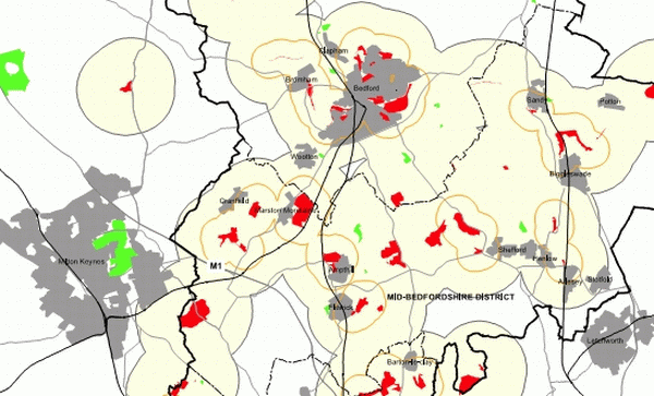 Spatial selection of greenspace by buffering population areas
